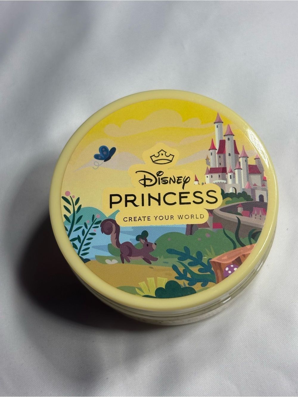 2 New Disney Princess Snow White Skincare Set - Yellow & Pink